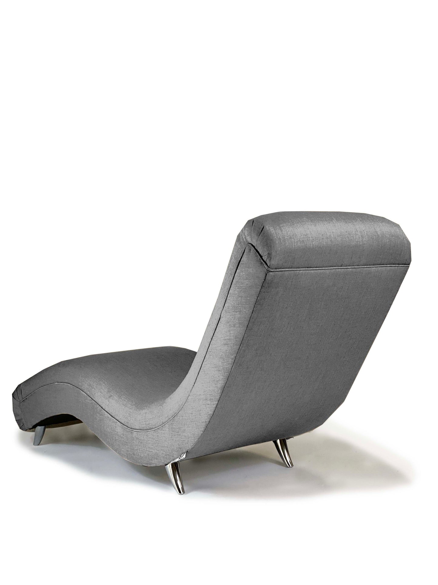 Sweeping Outdoor Chaise Lounge