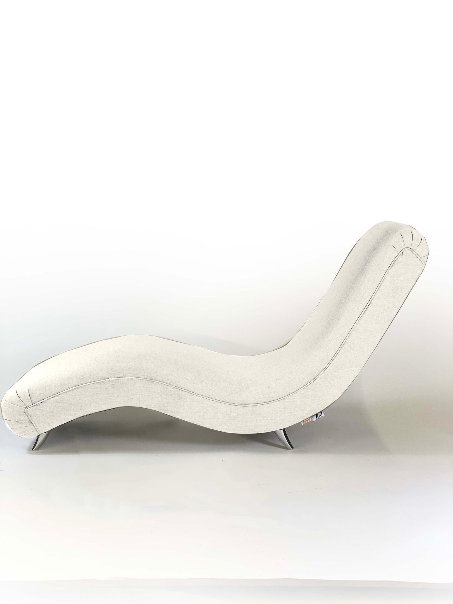 Sweeping Outdoor Chaise Lounge