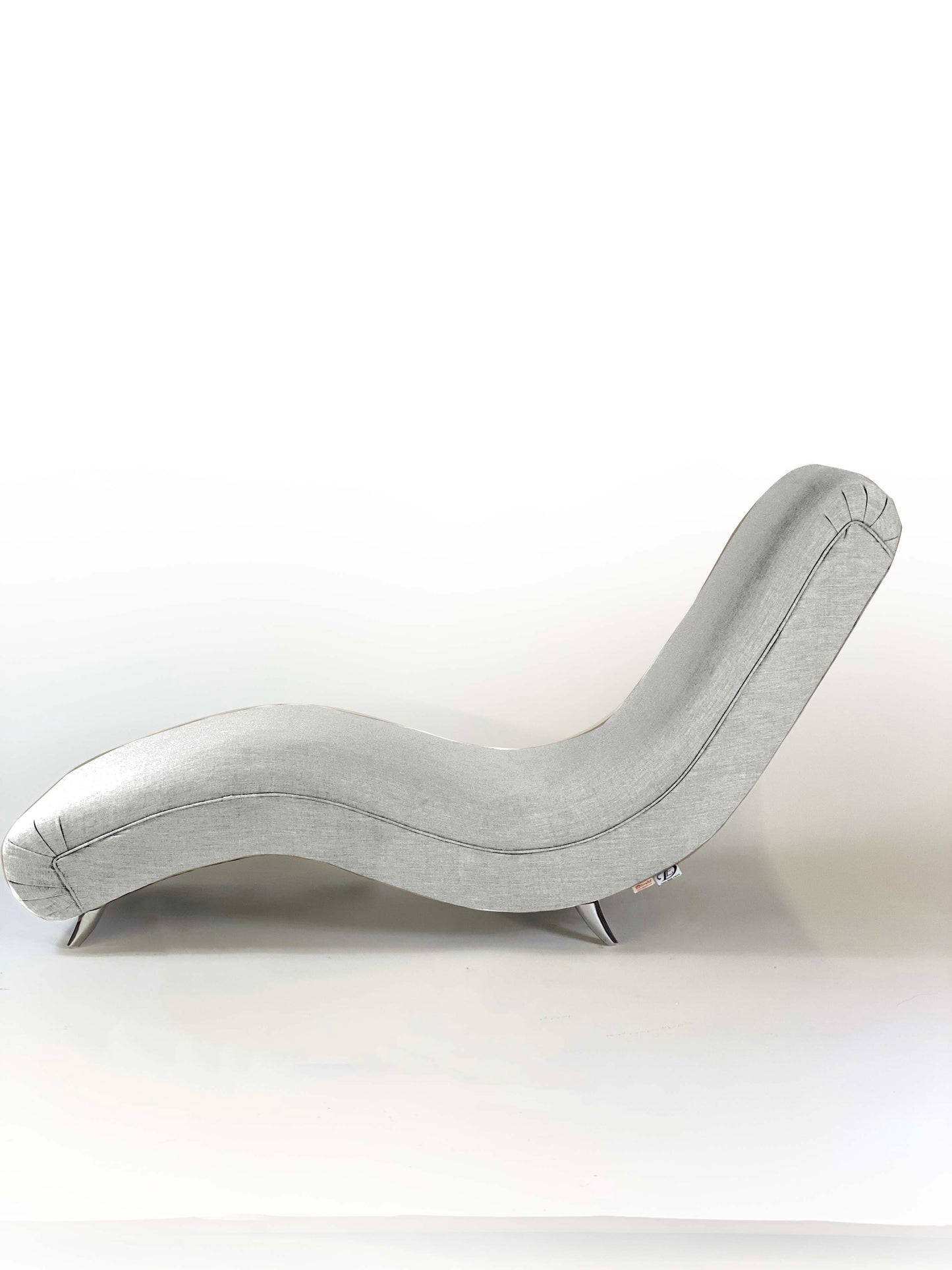 Sweeping Outdoor Chaise Lounge